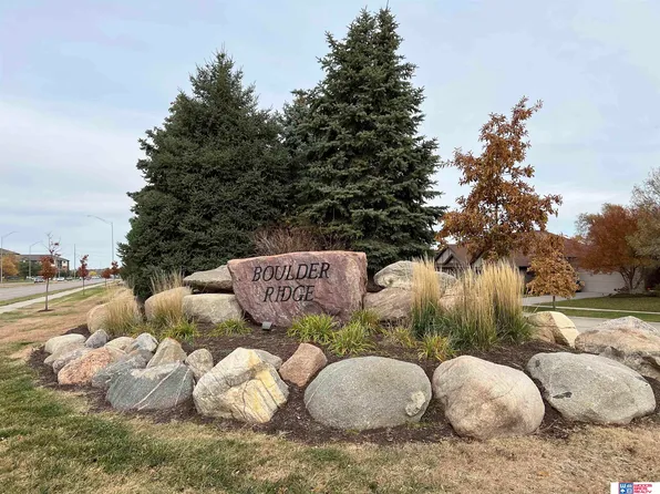 6507 S 90th St, Lincoln, NE 68526