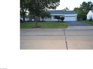 5153 Chickadee Ln, LYNDHURST, OH