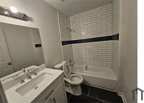 2361 Jefferson Ter #1 — Photo 9