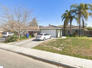 5514 Summer Villa Dr, Bakersfield, CA 93313