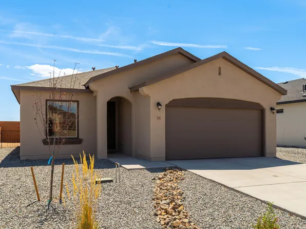 14 Avenida Merida, Los Lunas, NM 87031