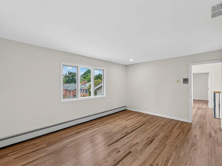 280 Ash St — Photo 27