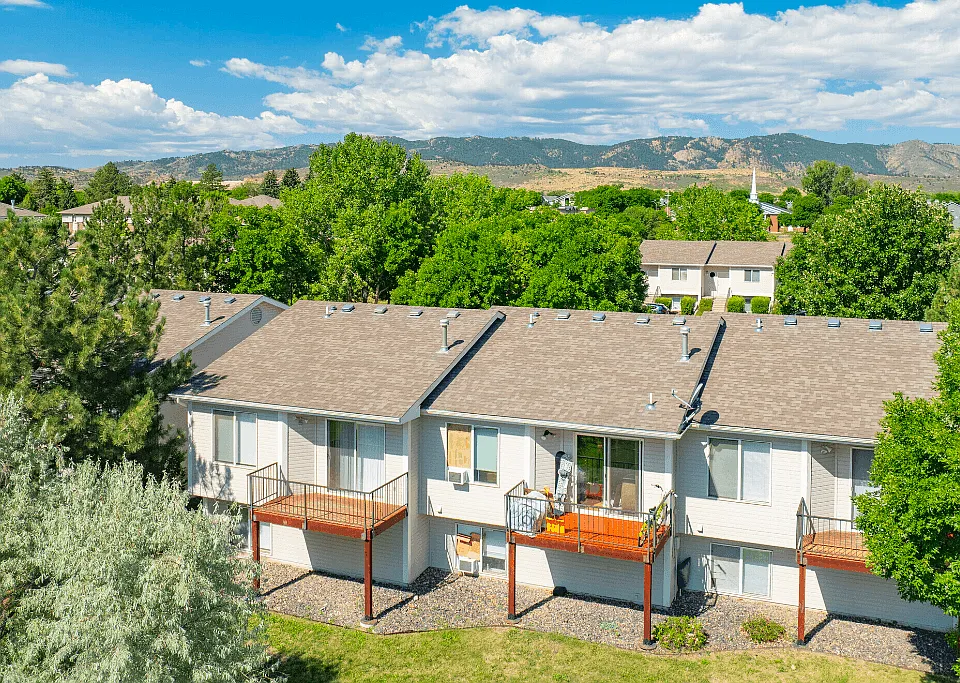 Glenmoor Townhomes