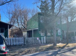 83 Kreischer St, Staten Island, NY 10309