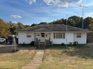 2224 Hudson Hill Rd, Weirton, WV 26062