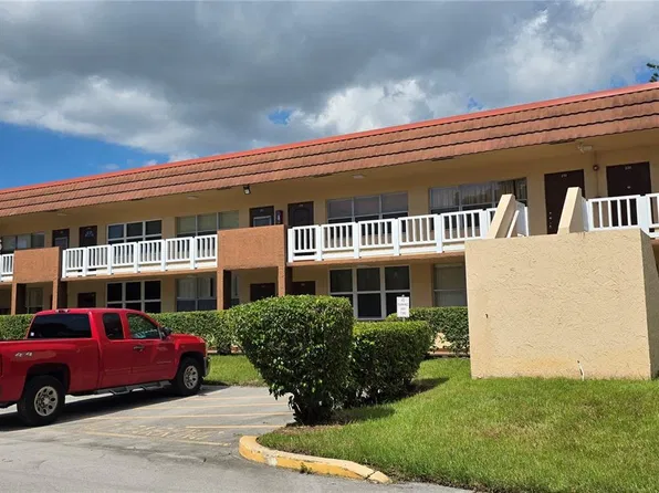 8851 Sunrise Lakes Blvd APT 213, Fort Lauderdale, FL 33322