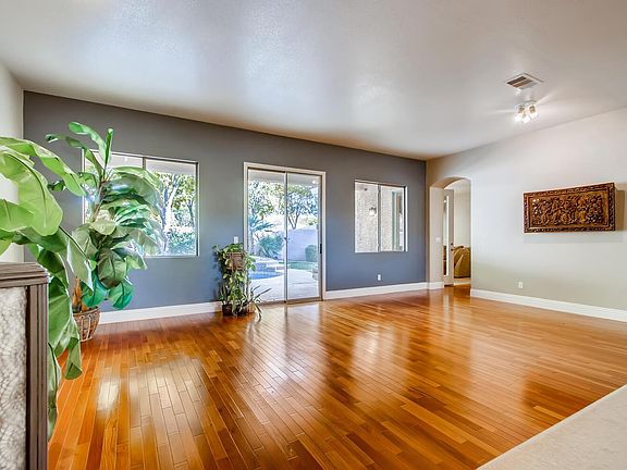 5th image of 2762 Sweet Willow Ln