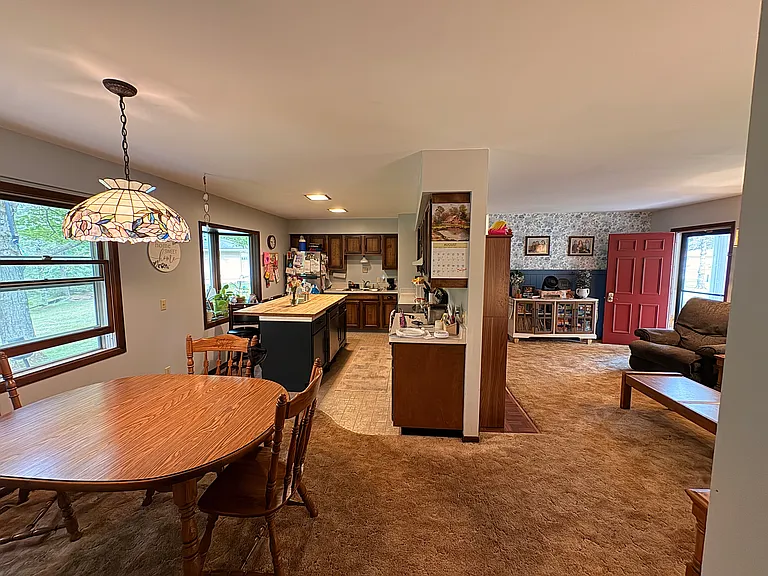 5570 Victorian Way — Photo 8
