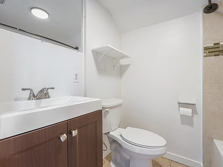 444 Lowell Blvd — Photo 18