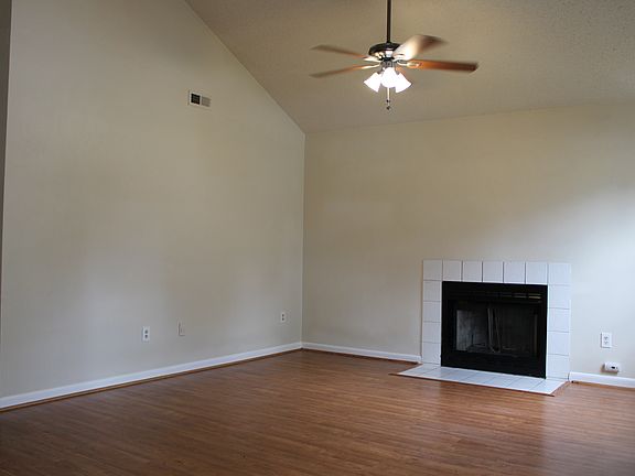 4th image of 965 Banyan Dr