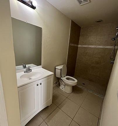 3rd image of 531 SE 6th Pl