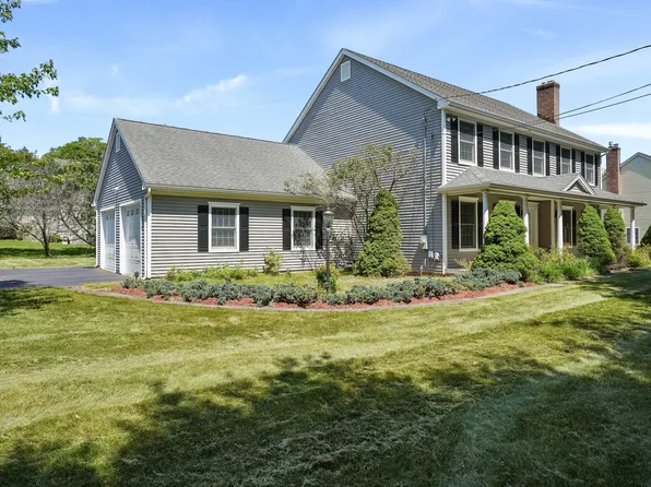 15 Cedar Knolls Drive, New Milford, CT 06776