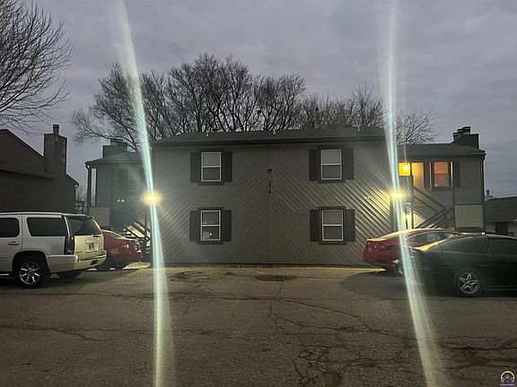 4th image of 3618 SW Skyline Pkwy