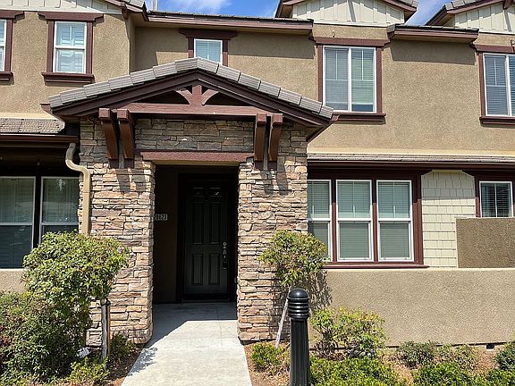 5th image of 28623 Pietro Dr