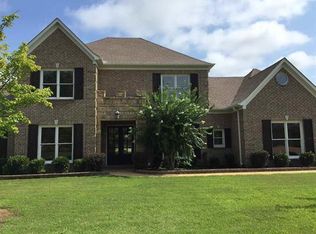 600 Ridge Peaks Dr, Collierville, TN 38017