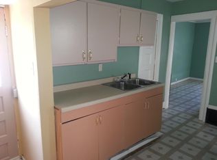 1120 25th St #UP, Moline, IL 61265