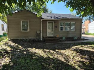 2421 S Bennett Ave, Wichita, KS 67217