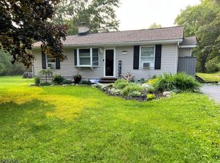 17 Stempert Rd, Branchville, NJ 07826