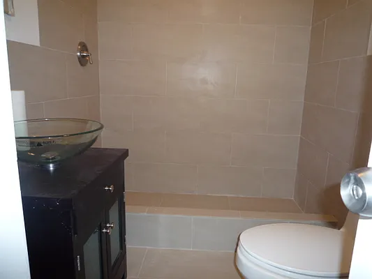 Rented by New Yorker Realty | media 39