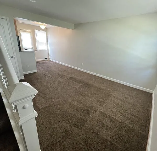 6890 Hawthorne St — Photo 11