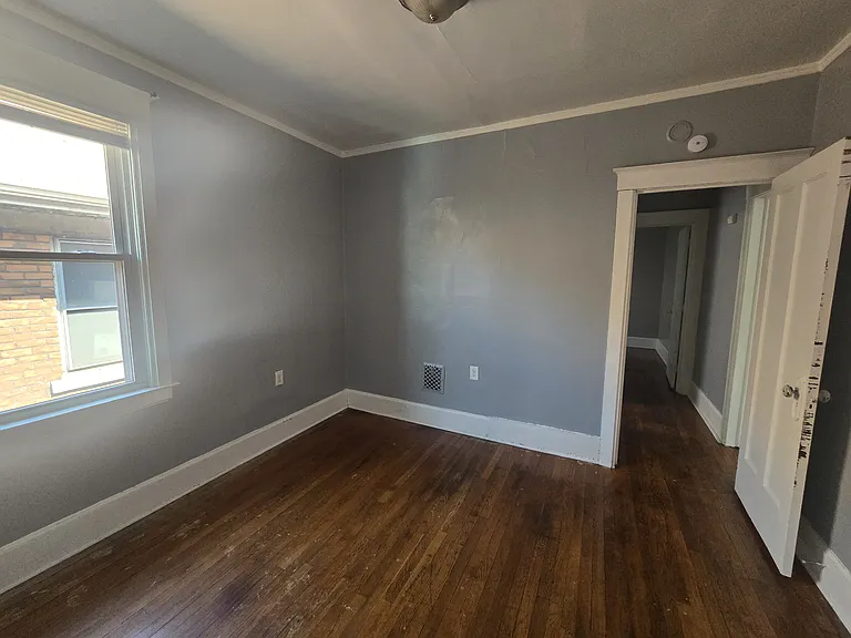 7342 Churchill Ave #2 — Photo 5