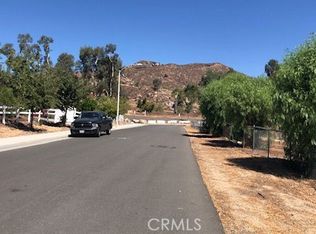 4465 Gilchrist Dr, Riverside, CA 92505