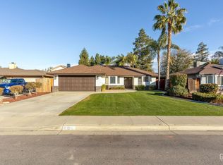 6112 Castlepoint St, Bakersfield, CA 93313