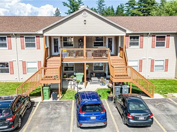 25 Trailside Ln #67, Fredericton, NB E3A 5M3