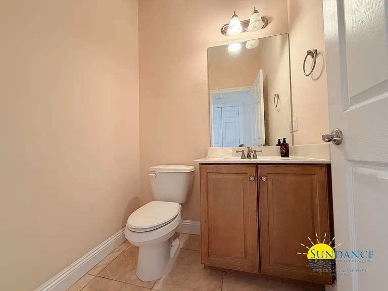 409 Nathey Ave — Photo 8