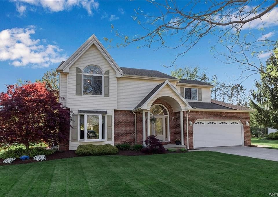 1st image of 20 Cranwood Ln