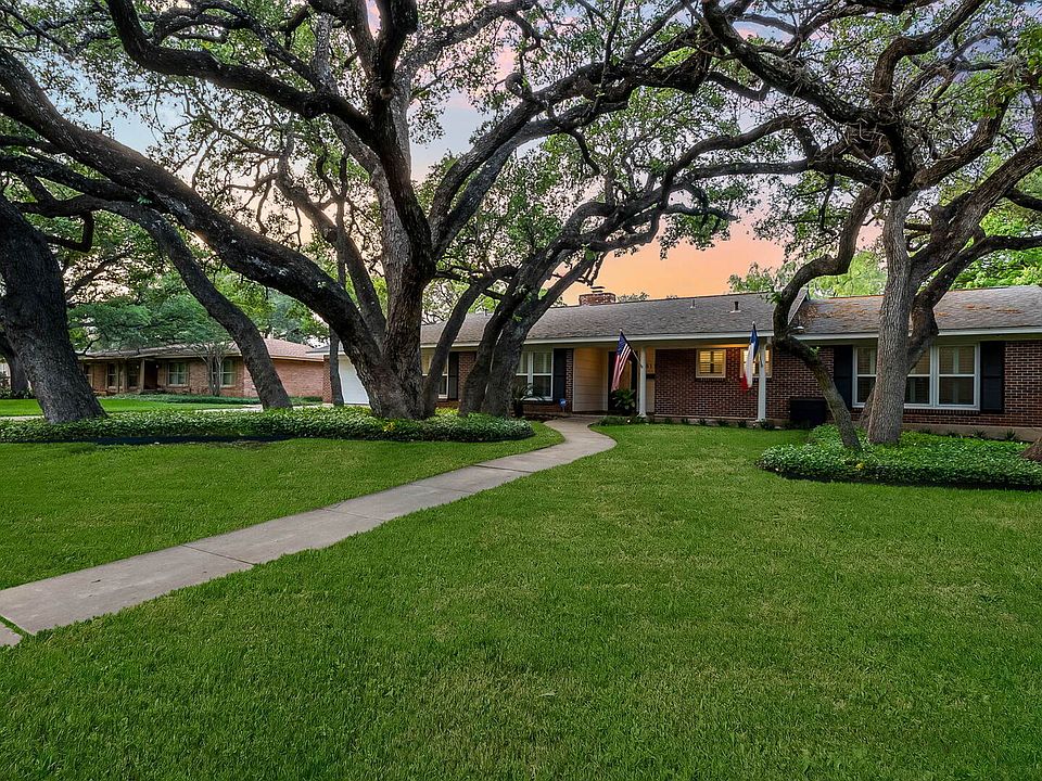 1st image of 511 Country Ln