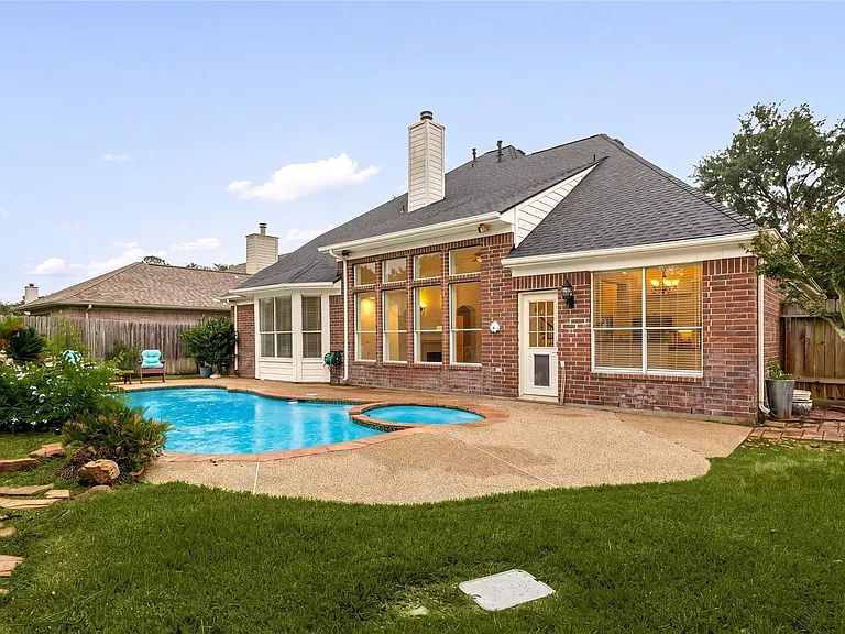 23218 Colony Green Dr — Photo 31