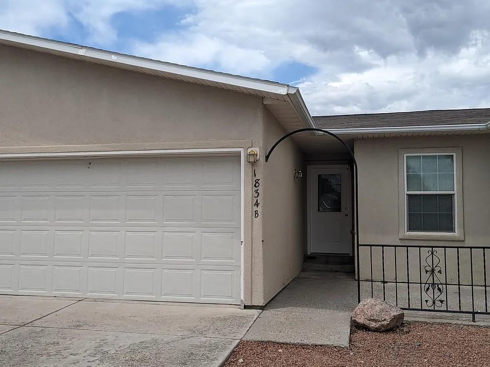 1834 Estates Dr #B