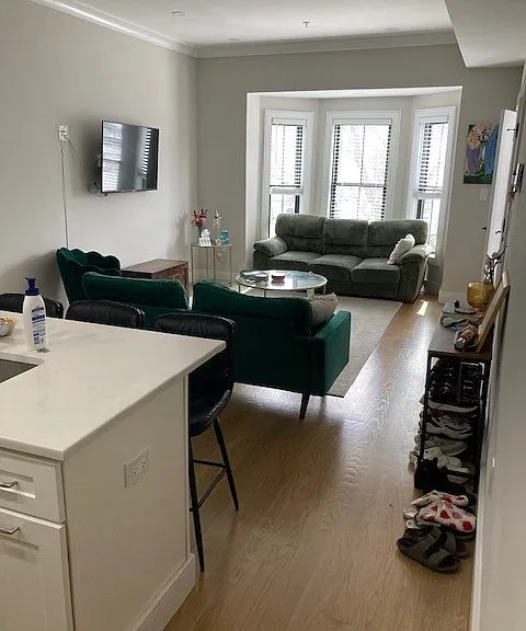 296 Princeton St #2B — Photo 11