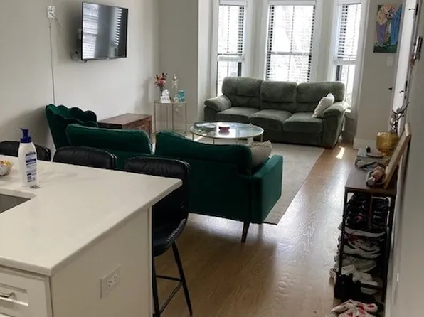 292 Princeton St #2, Boston, MA 02128