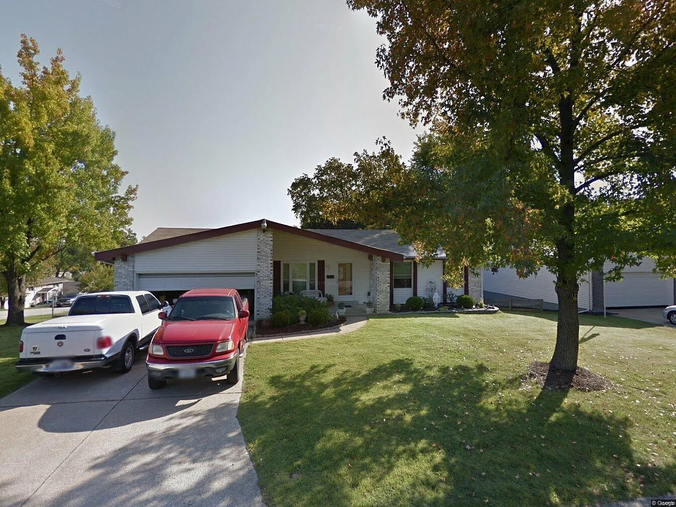 1 Belleau Lake Ct photo 1