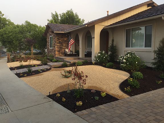 5th image of 2668 N Velarde Dr
