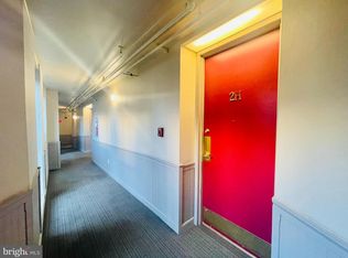 1010 Race St APT 2H, Philadelphia, PA 19107