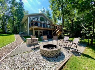 205 N Basin Dr, Negaunee, MI 49866
