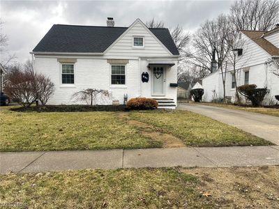 221 Waverly St, Berea, OH, 44017