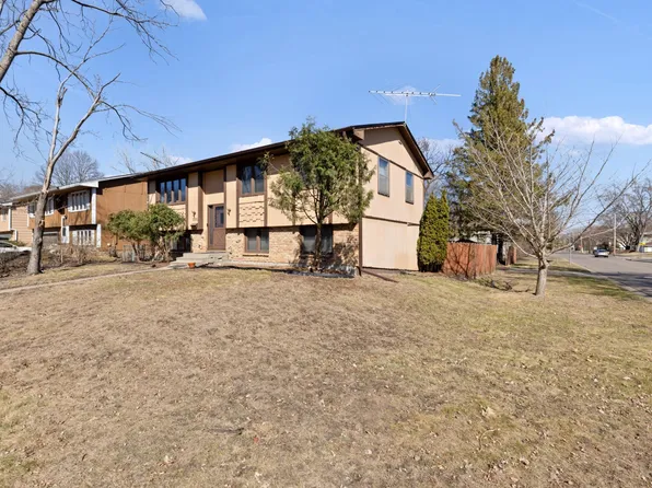 3200 Florida Ave N, Crystal, MN 55427