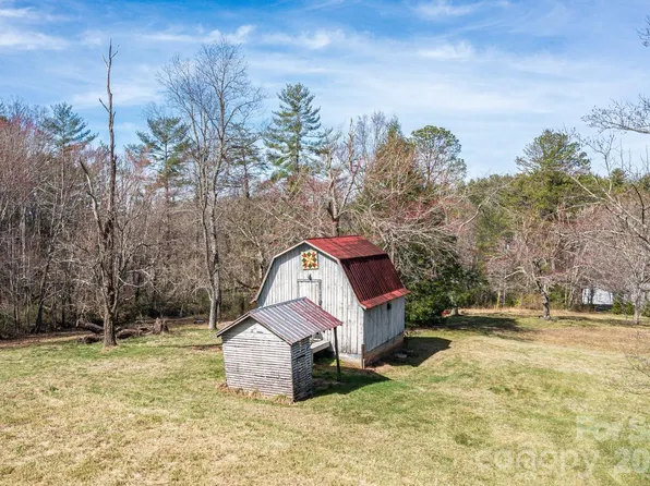 117 Woods View Trl, Fairview, NC 28730