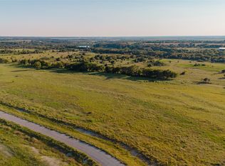 Meadow View Trl, Hillsboro, TX 76645