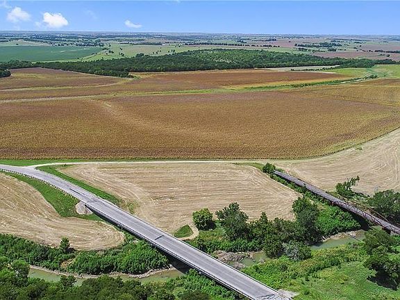 3rd image of 451 County Road 450