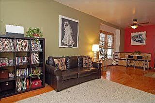 3rd image of 3323 W Dickens Ave #1