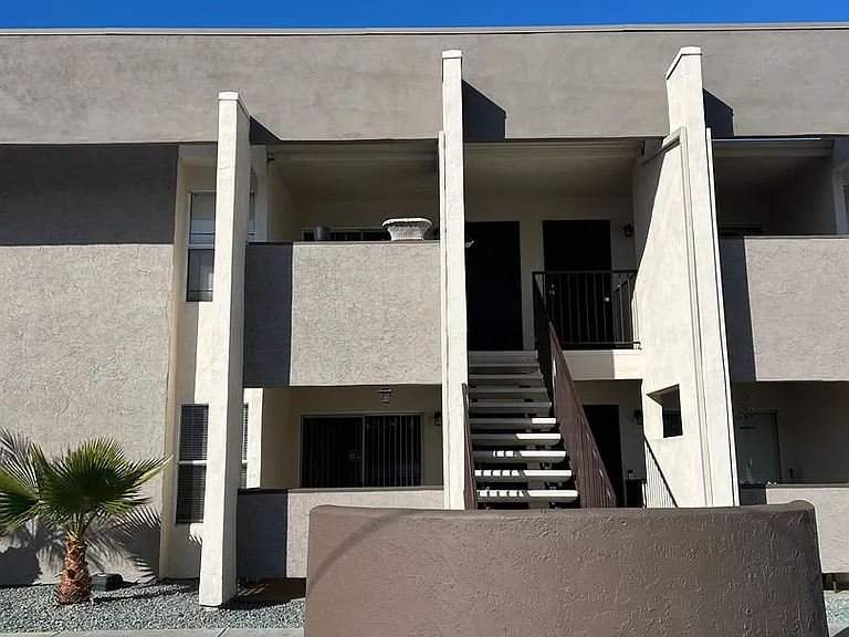 600 Emory St — Photo 2
