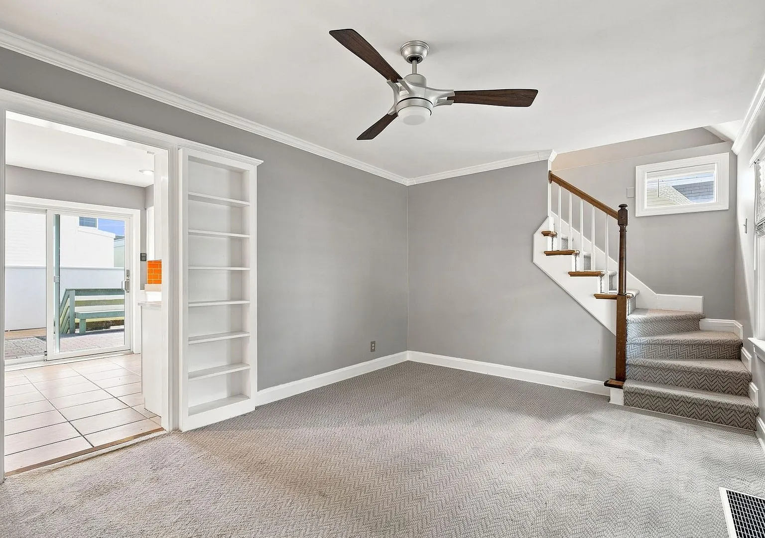 Fall in Love with this St Matthews Charmer — Photo 4