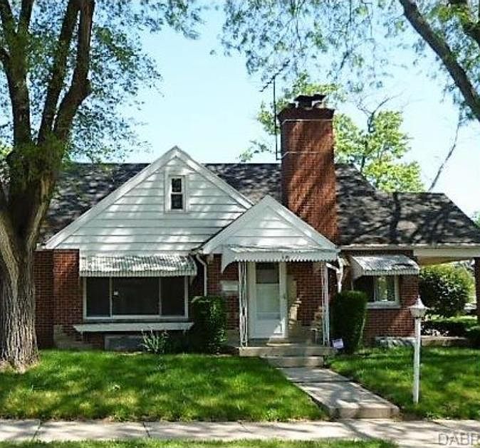 1st image of 601 Sunnyview Ave