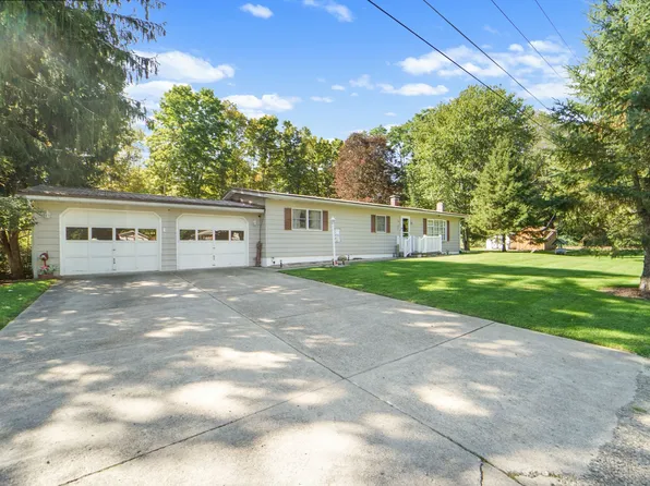 35 Lusk Ln, Newark Valley, NY 13811