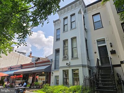 214 2nd St SE, Washington, DC, 20003